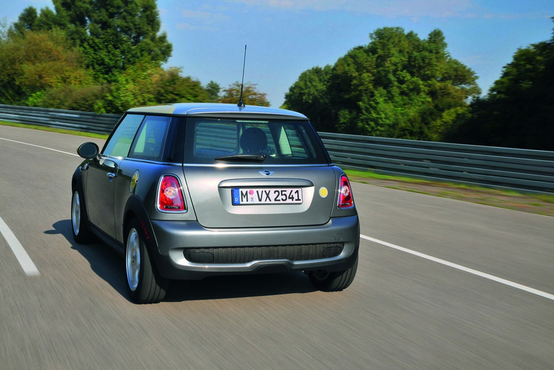 Illustration for article titled MINI E Electric Mini Re-Revealed, Now With Technical Images